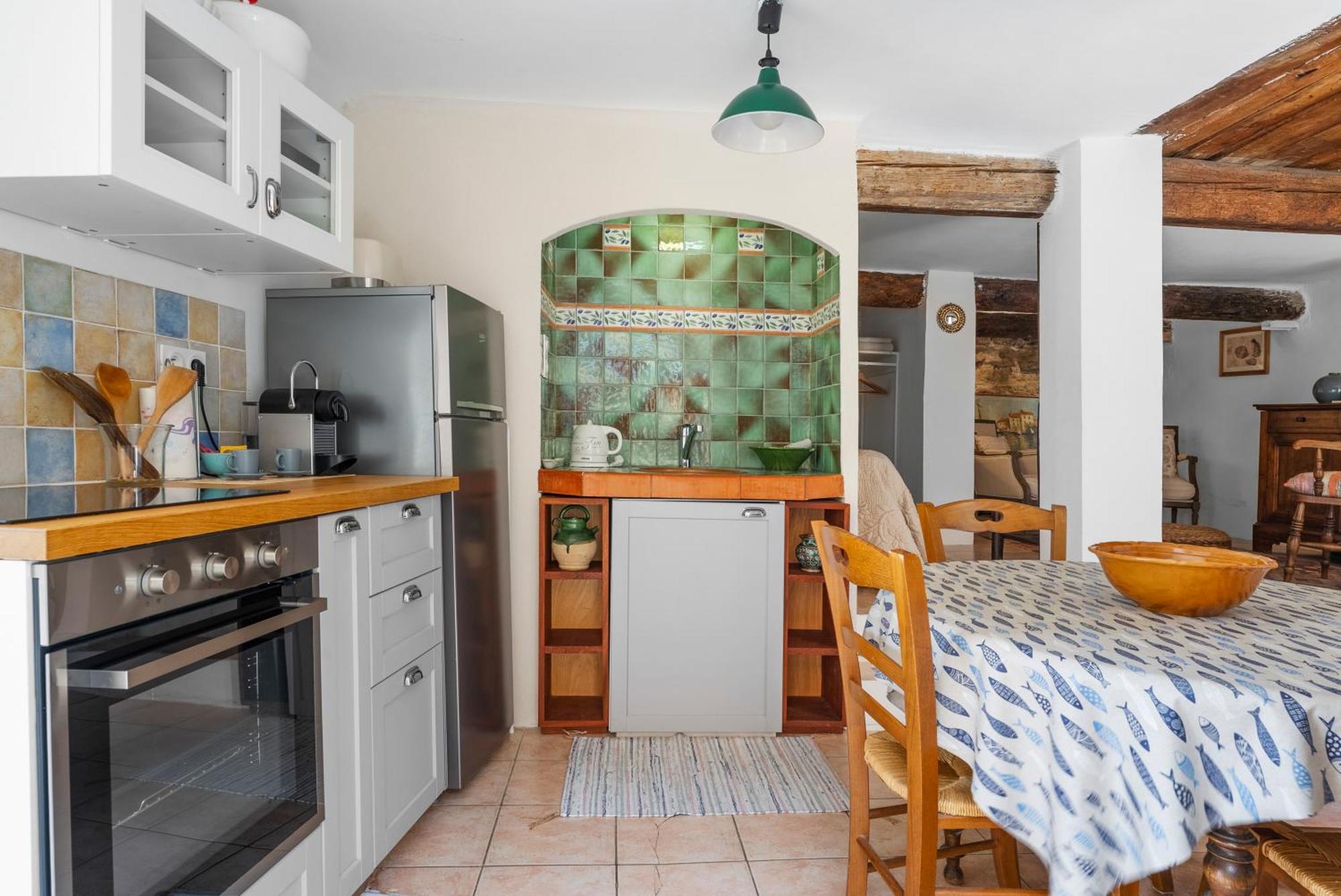 La Petite Provence Lejlighed Bormes-les-Mimosas Eksteriør billede